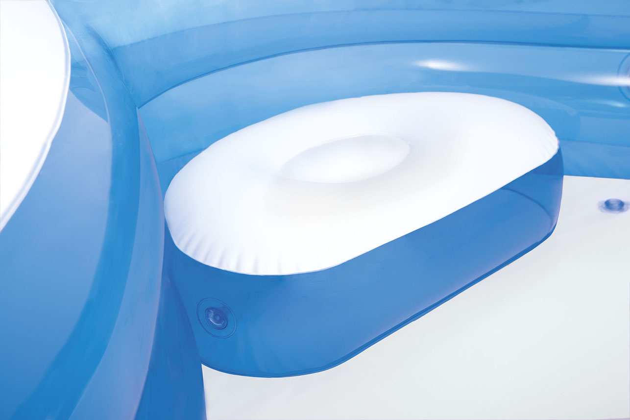 90'' x 90'' Swim Centerª Family Lounge Pool