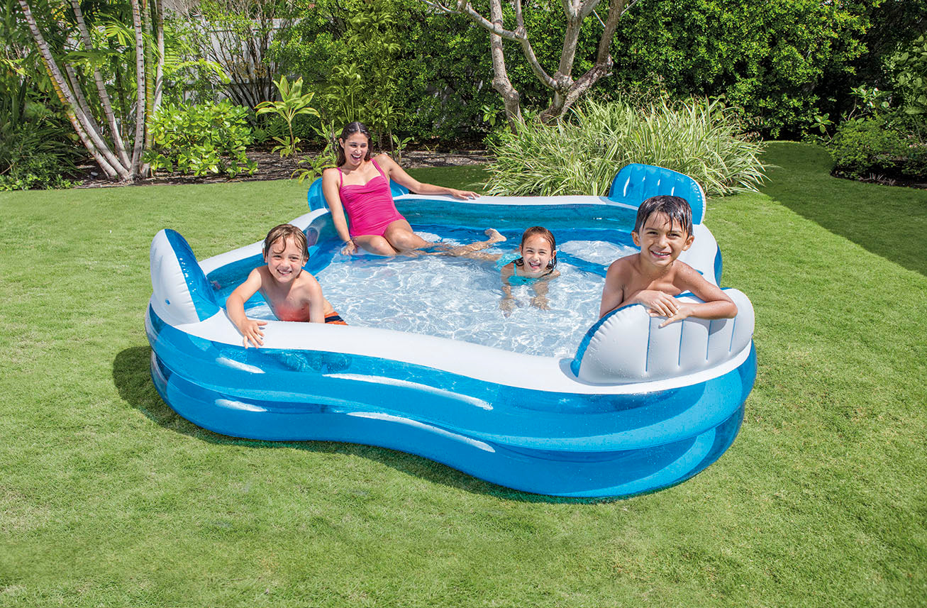 90'' x 90'' Swim Centerª Family Lounge Pool